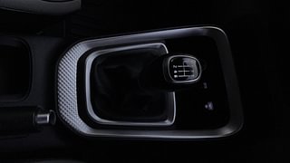 Used 2020 Kia Sonet HTX 1.0 iMT Petrol Manual interior GEAR  KNOB VIEW