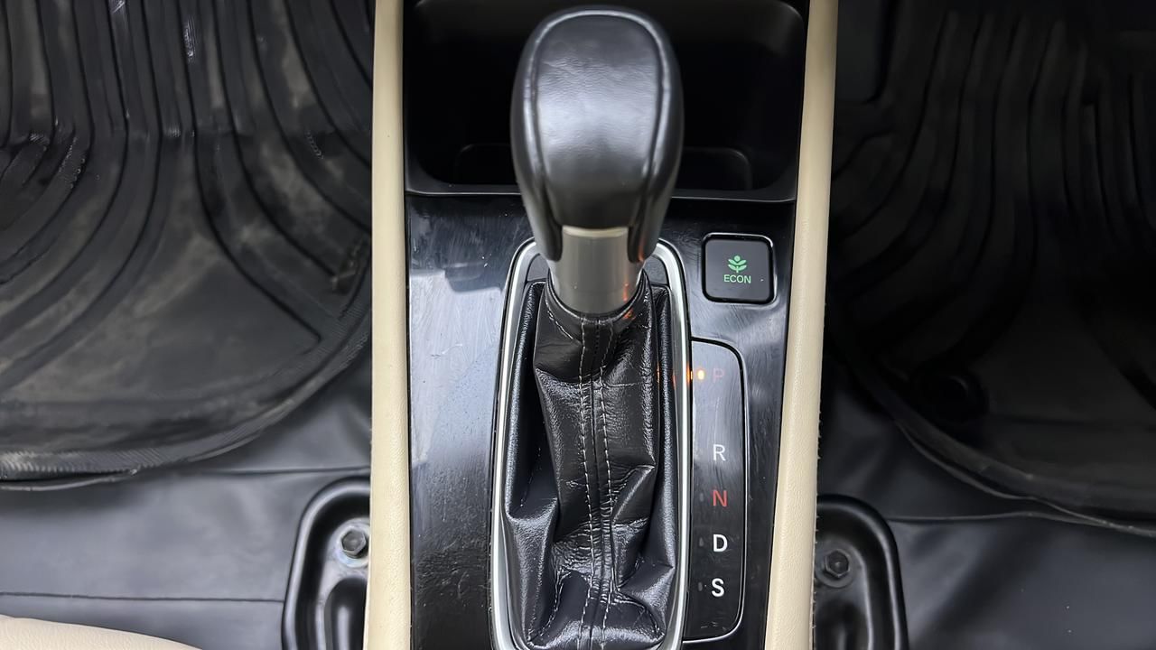 New Honda City interior GEAR  KNOB VIEW