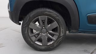Used 2022 Renault Kwid CLIMBER 1.0 AMT Opt Petrol Automatic tyres RIGHT REAR TYRE RIM VIEW
