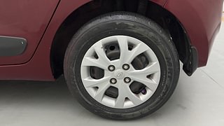 Used 2014 Hyundai Grand i10 [2013-2017] Sportz 1.2 Kappa VTVT Petrol Manual tyres LEFT REAR TYRE RIM VIEW