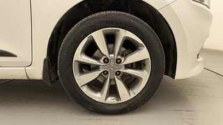 Used 2014 Hyundai i20 [2012-2014] Asta 1.2 Petrol Manual tyres RIGHT FRONT TYRE RIM VIEW