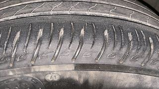 Used 2020 Kia Sonet HTX 1.0 iMT Petrol Manual tyres RIGHT FRONT TYRE TREAD VIEW