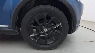 Used 2017 Maruti Suzuki Ignis [2017-2020] Zeta AMT Petrol Petrol Automatic tyres RIGHT FRONT TYRE RIM VIEW