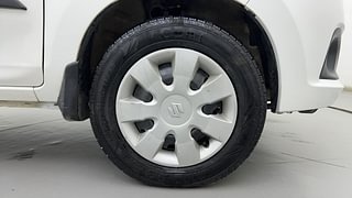 Used 2018 Maruti Suzuki Alto K10 [2014-2019] VXI AMT (O) Petrol Automatic tyres RIGHT FRONT TYRE RIM VIEW