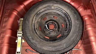 Used 2017 Renault Kwid [2015-2019] RXT Petrol Manual tyres SPARE TYRE VIEW