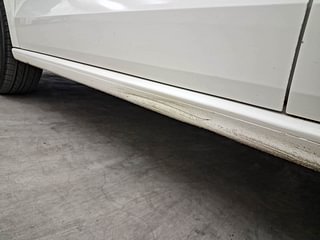 Used 2016 volkswagen Vento 1.2L Highline Petrol AT Petrol Automatic dents MINOR DENT