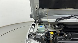 Used 2018 Renault Kwid [2015-2019] RXL Petrol Manual engine ENGINE RIGHT SIDE HINGE & APRON VIEW