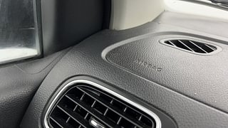 Used 2019 Volkswagen Ameo [2016-2020] 1.0 Comfortline Petrol Petrol Manual top_features Airbags