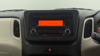 Used 2021 Maruti Suzuki Wagon R 1.0 [2019-2022] VXI (O) Petrol Manual top_features Integrated (in-dash) music system
