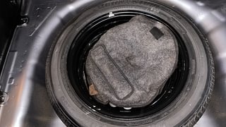Used 2015 Hyundai i20 Active [2015-2020] 1.2 S Petrol Manual tyres SPARE TYRE VIEW