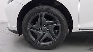 Used 2022 Hyundai New i20 Sportz 1.2 MT Petrol Manual tyres LEFT FRONT TYRE RIM VIEW