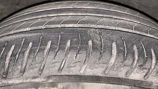 Used 2020 Kia Sonet HTX 1.0 iMT Petrol Manual tyres RIGHT REAR TYRE TREAD VIEW