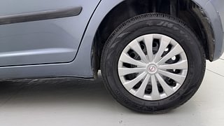 Used 2011 Maruti Suzuki Swift [2007-2011] VXi Petrol Manual tyres LEFT REAR TYRE RIM VIEW