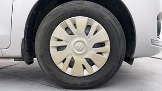Used 2018 Maruti Suzuki Dzire [2017-2020] VDi AMT Diesel Automatic tyres RIGHT FRONT TYRE RIM VIEW