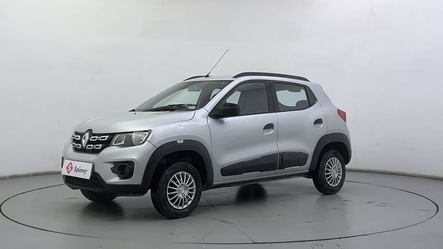 LEFT FRONT CORNER VIEW
