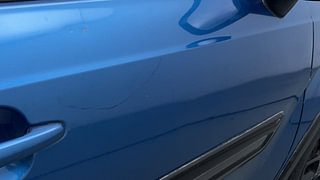 Used 2017 Maruti Suzuki Ignis [2017-2020] Zeta AMT Petrol Petrol Automatic dents MINOR SCRATCH