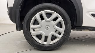 Used 2022 Renault Kiger RXT MT Petrol Manual tyres RIGHT REAR TYRE RIM VIEW