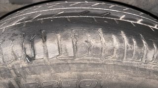 Used 2015 Hyundai i10 magna 1.1 Petrol Manual tyres RIGHT REAR TYRE TREAD VIEW