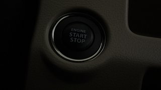 Used 2022 Maruti Suzuki Ciaz Alpha AT Petrol Petrol Automatic top_features Keyless start