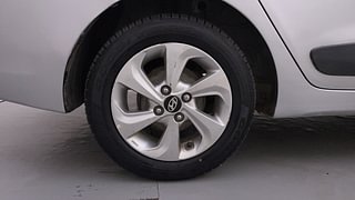 Used 2017 Hyundai Xcent [2017-2019] SX Petrol Petrol Manual tyres RIGHT REAR TYRE RIM VIEW