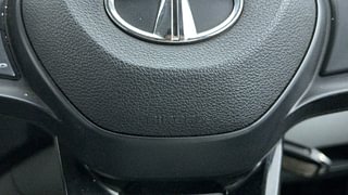 Used 2022 Tata Tiago XZA+ AMT Petrol Automatic top_features Airbags