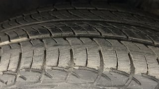 Used 2018 Volkswagen Polo [2015-2019] Highline1.2L (P) Petrol Manual tyres LEFT FRONT TYRE TREAD VIEW