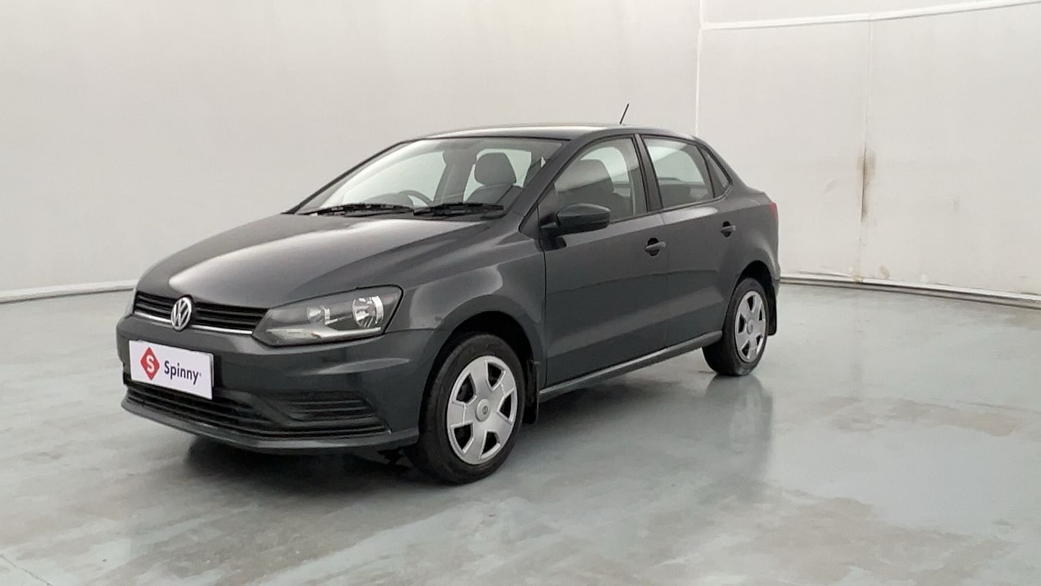 LEFT FRONT CORNER VIEW