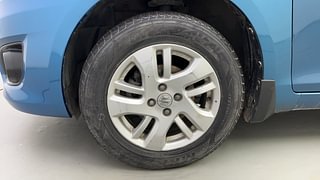 Used 2016 Maruti Suzuki Swift Dzire ZXI Petrol Manual tyres LEFT FRONT TYRE RIM VIEW