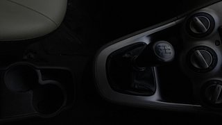 Used 2015 Hyundai i10 magna 1.1 Petrol Manual interior GEAR  KNOB VIEW
