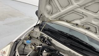 Used 2015 Maruti Suzuki Alto 800 [2012-2016] Lxi Petrol Manual engine ENGINE RIGHT SIDE HINGE & APRON VIEW