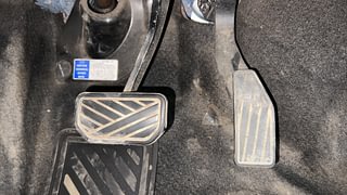 Used 2017 Maruti Suzuki Ignis [2017-2020] Zeta AMT Petrol Petrol Automatic interior PEDALS VIEW