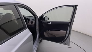 Used 2017 Hyundai Xcent [2017-2019] SX Petrol Petrol Manual interior RIGHT FRONT DOOR OPEN VIEW