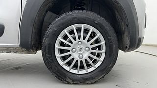 Used 2018 Renault Kwid [2015-2019] RXL Petrol Manual tyres RIGHT FRONT TYRE RIM VIEW