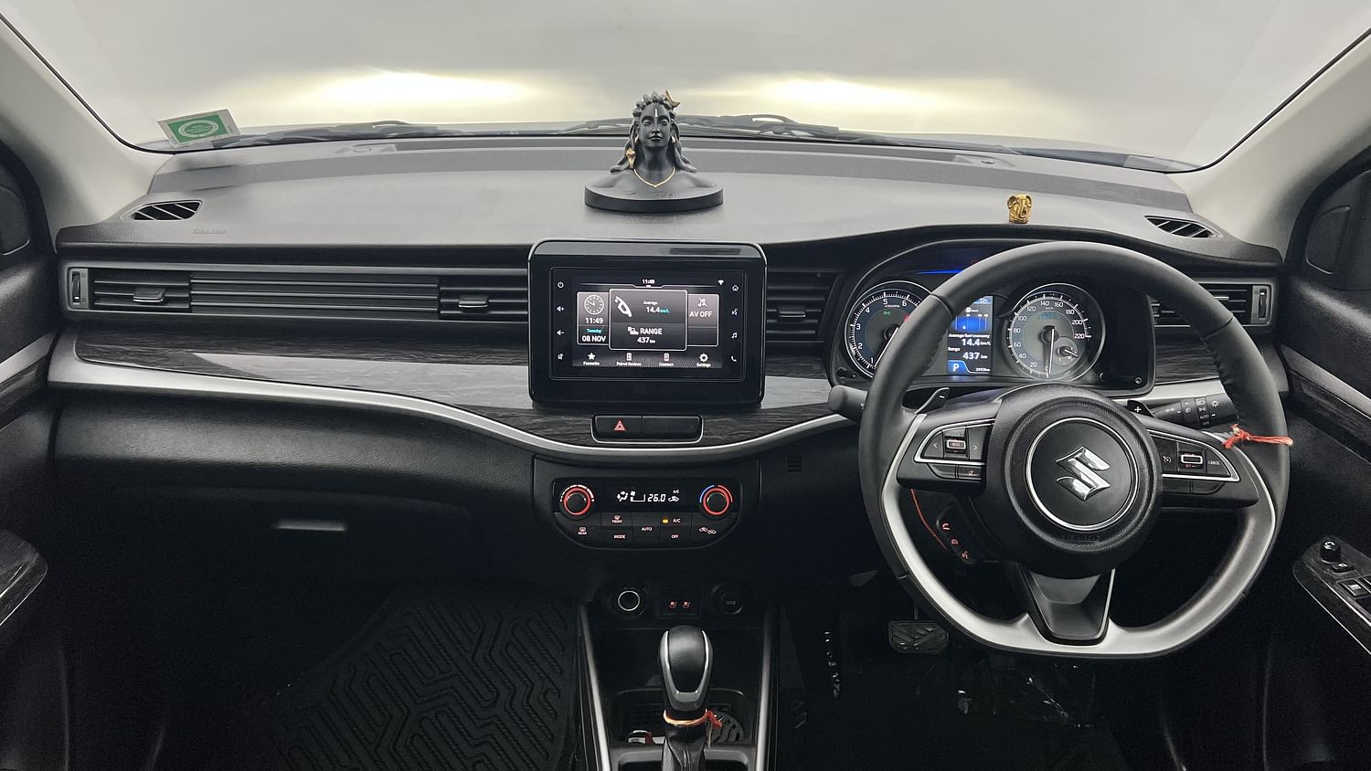 New Maruti Suzuki XL6 interior DASHBOARD VIEW
