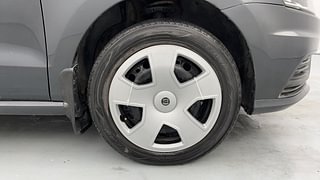 Used 2019 Volkswagen Ameo [2016-2020] 1.0 Comfortline Petrol Petrol Manual tyres RIGHT FRONT TYRE RIM VIEW