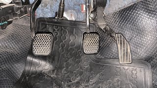 Used 2018 Maruti Suzuki Alto 800 LXi Petrol Manual interior PEDALS VIEW