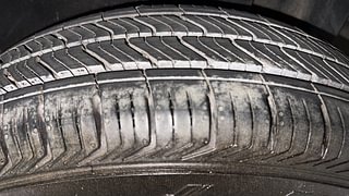 Used 2011 Maruti Suzuki Swift [2007-2011] VXi Petrol Manual tyres LEFT REAR TYRE TREAD VIEW