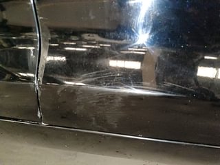 Used 2023 Tata Altroz XZA+ Dark Edition Petrol Automatic dents MINOR SCRATCH