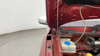 Used 2017 Renault Kwid [2015-2019] RXT Petrol Manual engine ENGINE RIGHT SIDE HINGE & APRON VIEW