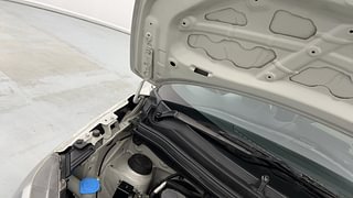 Used 2020 Maruti Suzuki Wagon R 1.0 [2019-2022] VXI Petrol Manual engine ENGINE RIGHT SIDE HINGE & APRON VIEW