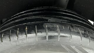 Used 2021 Maruti Suzuki Baleno [2019-2022] Zeta Petrol Petrol Manual tyres LEFT REAR TYRE TREAD VIEW