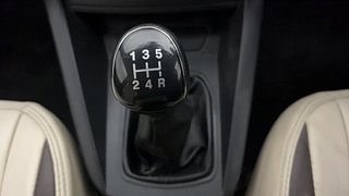 Used 2016 Ford Figo [2015-2019] Trend 1.2 Ti-VCT Petrol Manual interior GEAR  KNOB VIEW