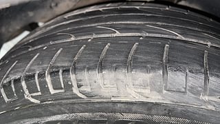 Used 2019 Hyundai Creta [2018-2020] 1.6 SX AT VTVT Petrol Automatic tyres RIGHT REAR TYRE TREAD VIEW