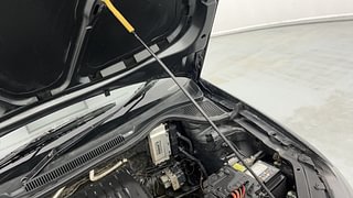 Used 2019 Volkswagen Ameo [2016-2020] 1.0 Comfortline Petrol Petrol Manual engine ENGINE LEFT SIDE HINGE & APRON VIEW
