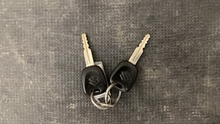 Used 2016 Maruti Suzuki Alto 800 [2012-2016] Lxi Petrol Manual extra CAR KEY VIEW