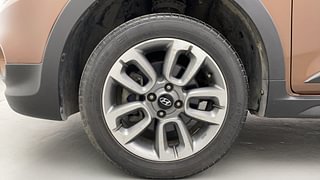 Used 2015 Hyundai i20 Active [2015-2020] 1.2 S Petrol Manual tyres LEFT FRONT TYRE RIM VIEW