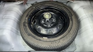 Used 2018 Maruti Suzuki Alto K10 [2014-2019] VXI AMT (O) Petrol Automatic tyres SPARE TYRE VIEW