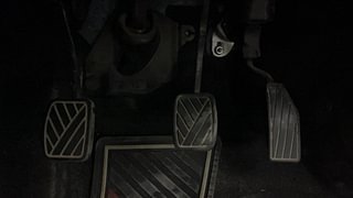 Used 2022 Maruti Suzuki Celerio VXi Petrol Manual interior PEDALS VIEW