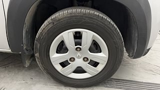 Used 2016 Renault Kwid [2015-2019] RXT Petrol Manual tyres RIGHT FRONT TYRE RIM VIEW
