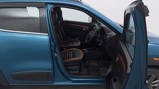 Used 2022 Renault Kwid CLIMBER 1.0 AMT Opt Petrol Automatic interior RIGHT SIDE FRONT DOOR CABIN VIEW